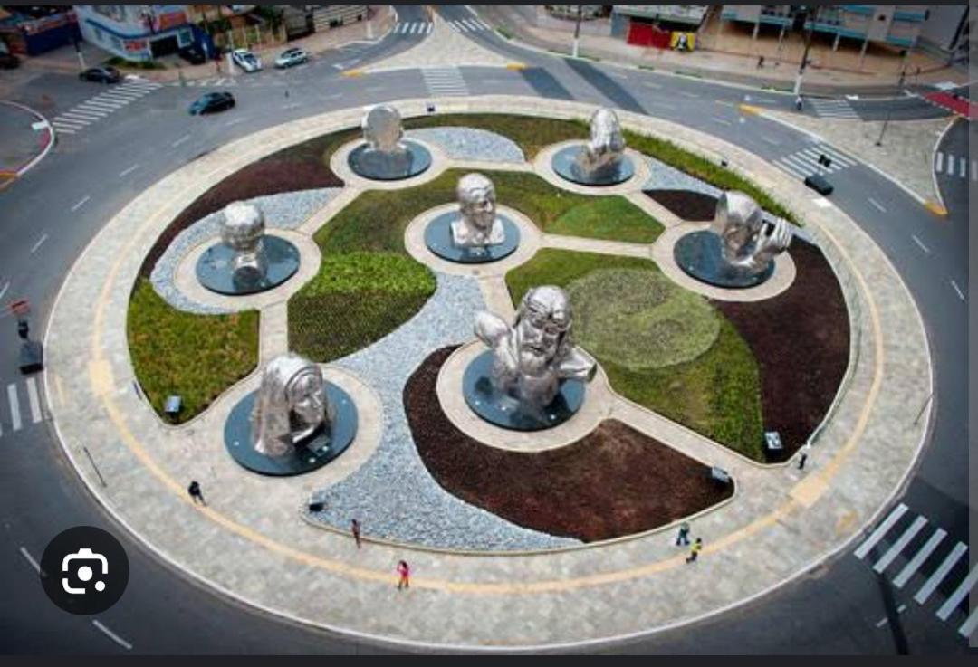 Ape Privilegiado No Centro Da Ocian E A 150M Da Praia E Feirinha, Com Wi-Fi E Garagem ! Praia Grande  Exterior photo